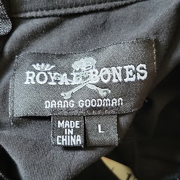 Royal Bones | Lace Keyhole Hi-Low Dress - Picture 11 of 12